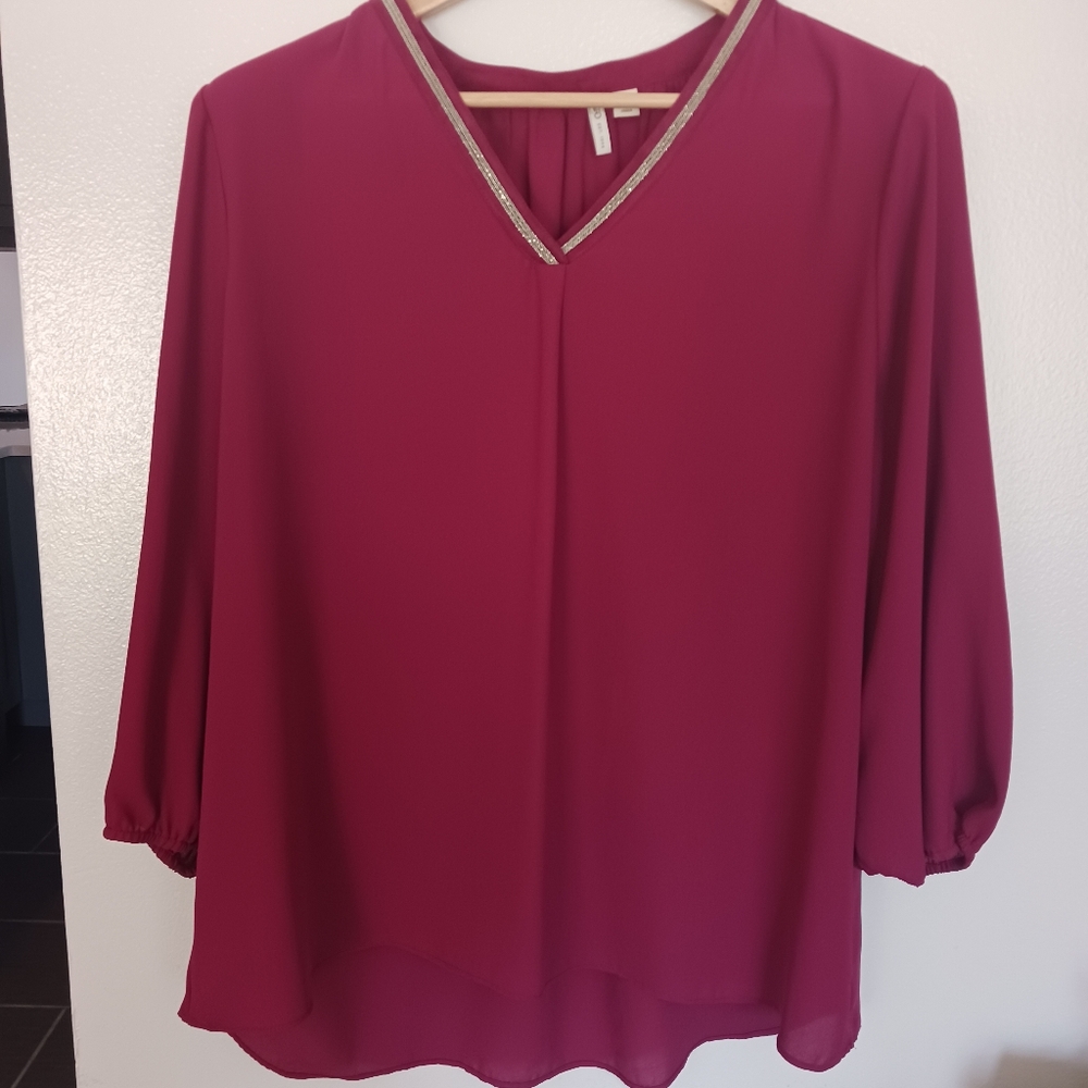 Cato • Women's Magenta Shimmer V-Neck Collar High Low Blouse Top